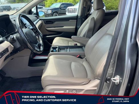 Used 2018 Honda Odyssey Touring image 9