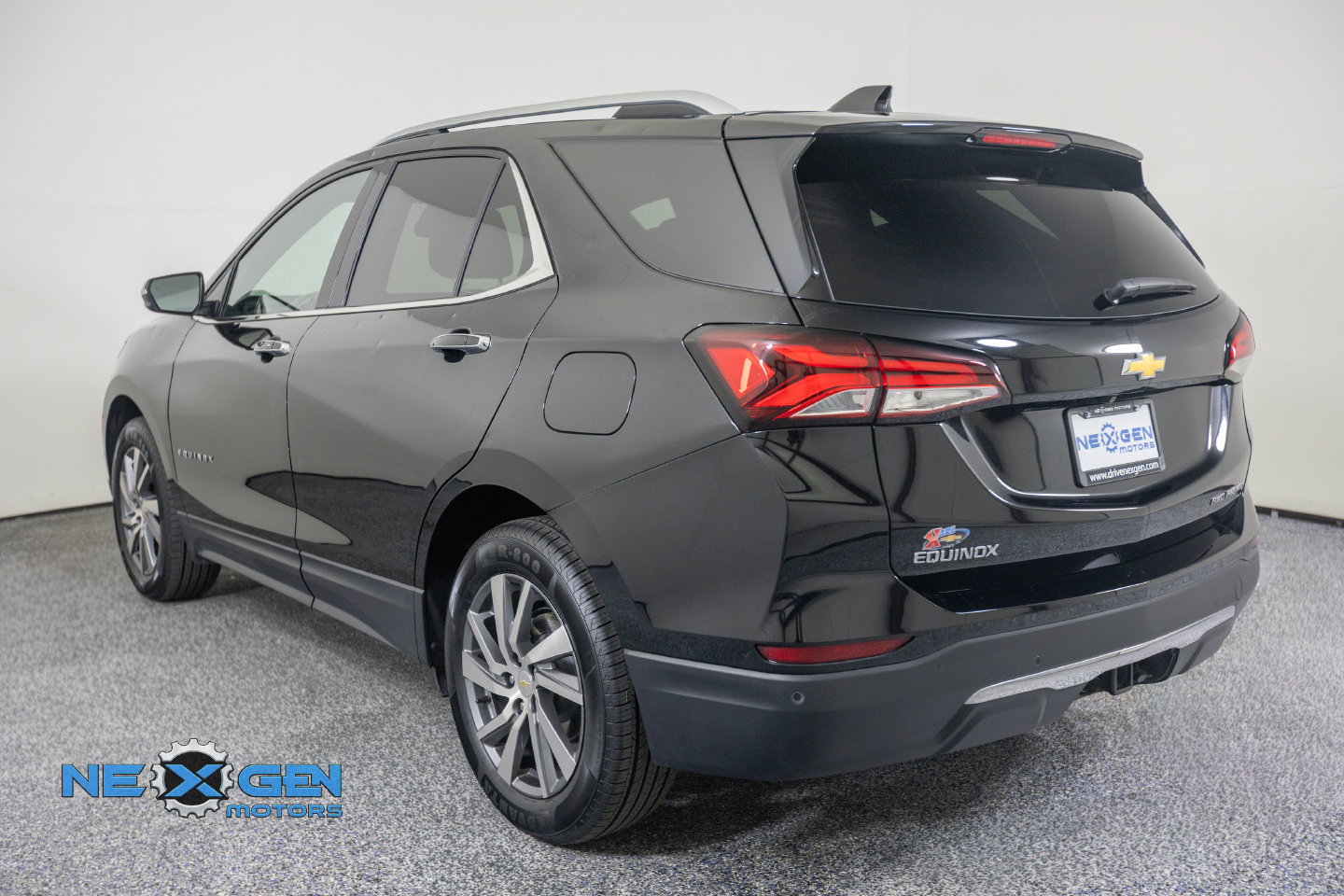 Used 2024 Chevrolet Equinox Premier AWD/4WD image 29