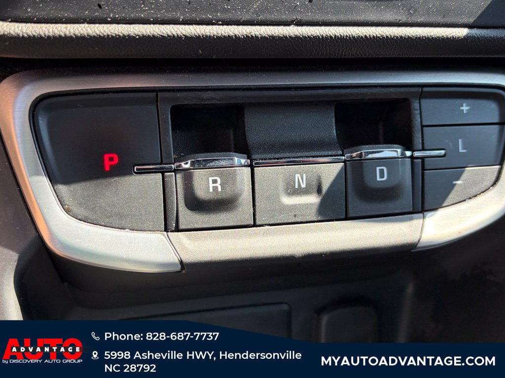 Used 2024 GMC Terrain SLE AWD/4WD image 18