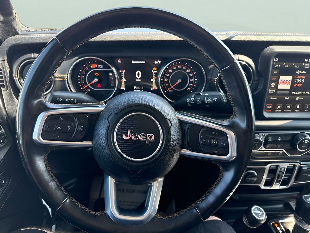 Used 2021 Jeep Wrangler Unlimited Sahara AWD/4WD image 17