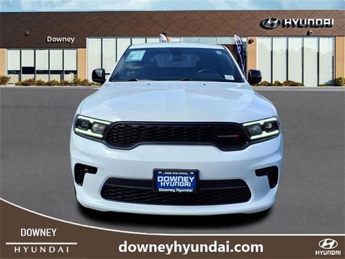 Used 2023 Dodge Durango GT image 2