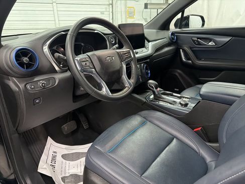 Used 2023 Chevrolet Blazer RS w/ Enhanced Convenience Package image 13