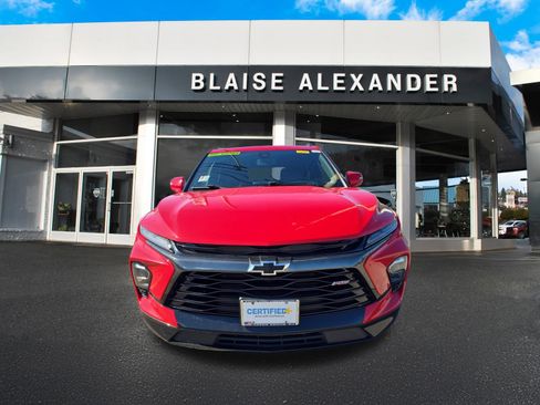 Used 2023 Chevrolet Blazer RS w/ Enhanced Convenience Package image 9