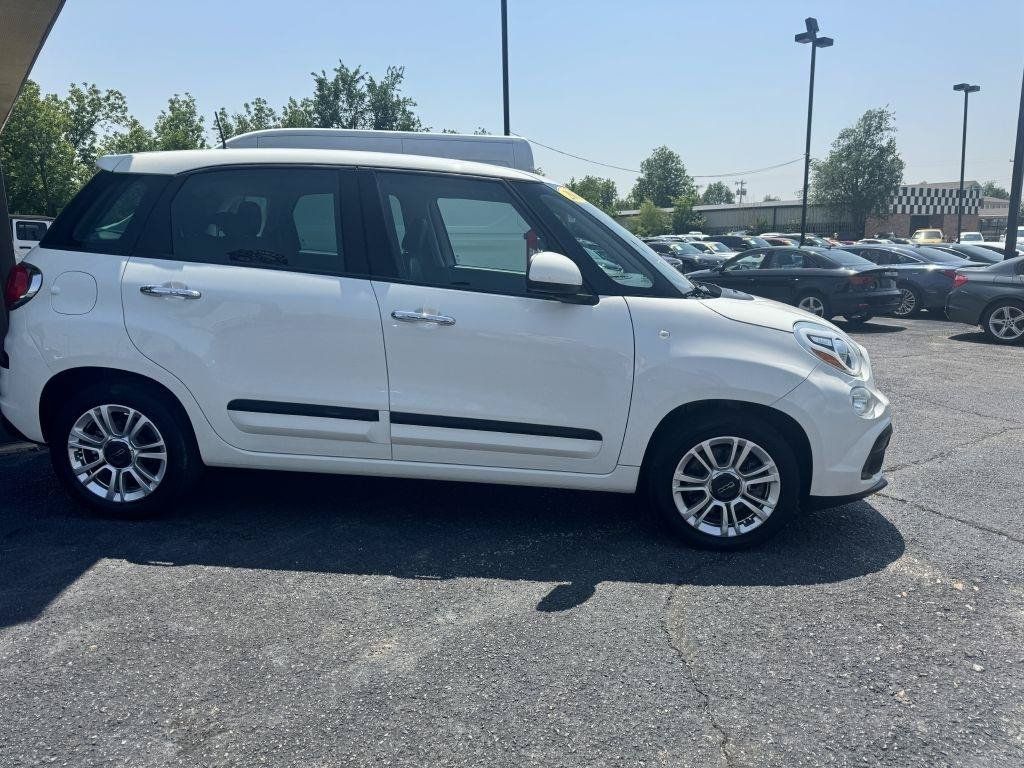 Used 2018 FIAT 500L Pop FWD image 4