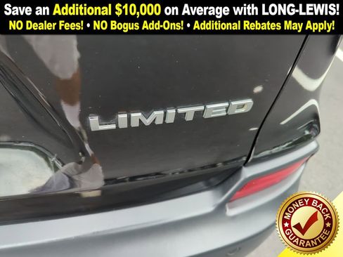 Used 2019 Jeep Cherokee Limited w/ Technology Group image 27