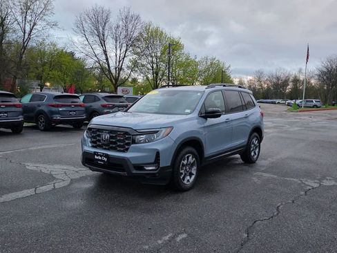 Used 2023 Honda Passport TrailSport image 4