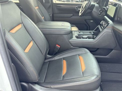 Certified 2024 GMC Sierra 2500 AT4 w/ Technology Package AWD/4WD image 28