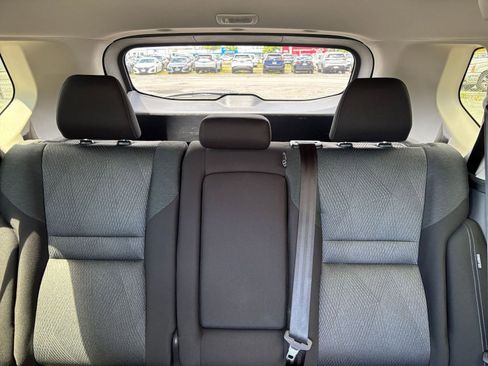 Used 2025 Nissan Rogue SV AWD/4WD image 36