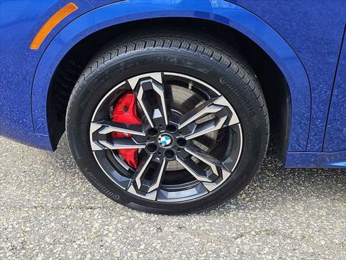 Used 2025 BMW X2 xDrive28i w/ Technology Package AWD/4WD image 2