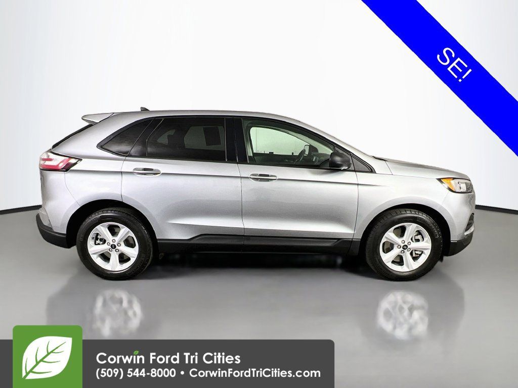 Used 2023 Ford Edge SE AWD/4WD image 17