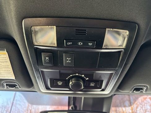 Used 2019 Toyota Tacoma TRD Off-Road image 23