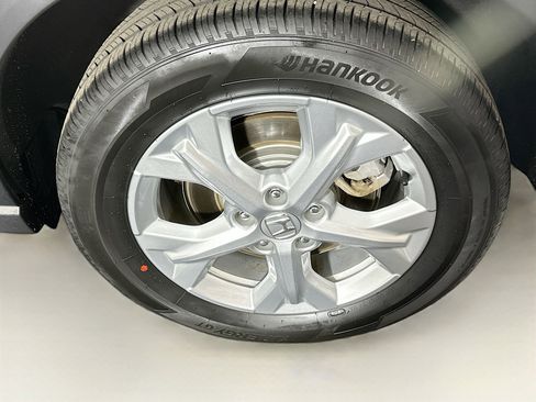 Used 2025 Honda HR-V LX image 11