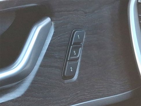 Used 2022 Jeep Grand Cherokee Limited image 24