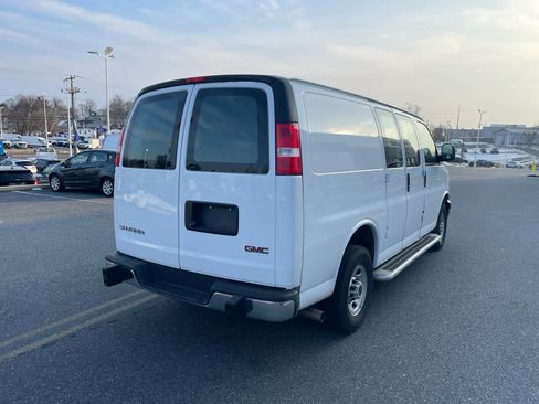 Used 2024 GMC Savana 2500 w/ Driver Convenience Package image 6
