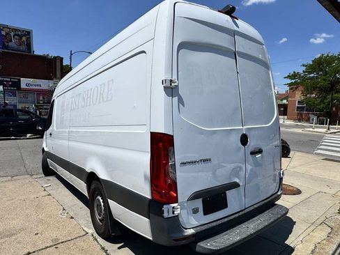 Used 2021 Mercedes-Benz Sprinter 2500 w/ Driver Convenience Package image 5