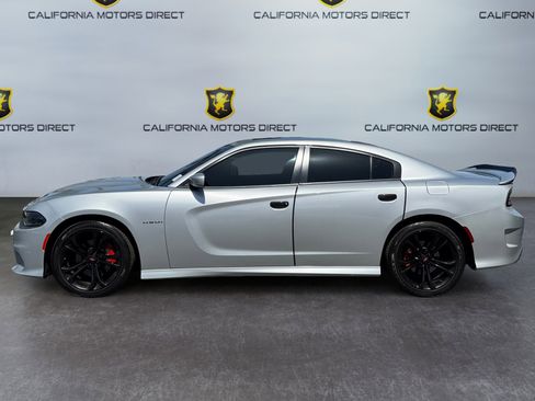 Used 2020 Dodge Charger R/T w/ Navigation & Travel Group RWD image 2