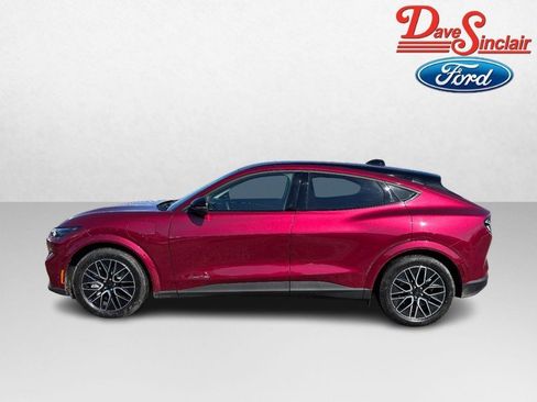 Used 2025 Ford Mustang Mach-E Premium image 10