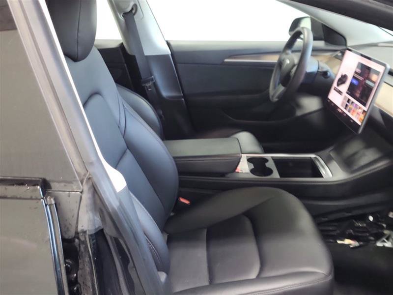 Used 2022 Tesla Model 3 RWD image 5