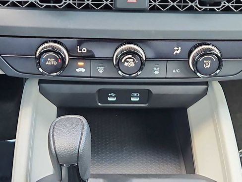 Certified 2025 Honda Accord LX image 16