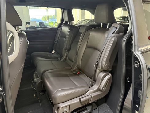 Used 2018 Honda Odyssey EX-L image 12