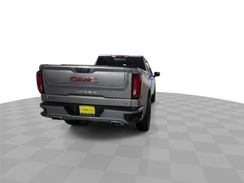 Used 2024 GMC Sierra 1500 AT4 w/ Technology Package AWD/4WD image 8