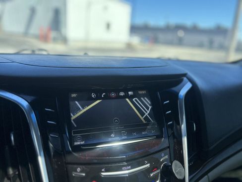 Used 2018 Cadillac Escalade Luxury image 20