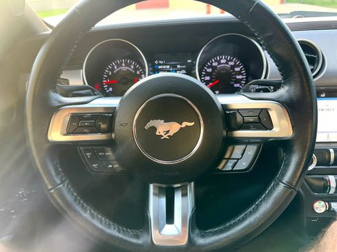 Used 2019 Ford Mustang Coupe w/ Equipment Group 101A RWD image 18