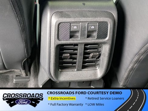 New 2025 Ford Bronco Outer Banks w/ Sasquatch Package AWD/4WD image 29