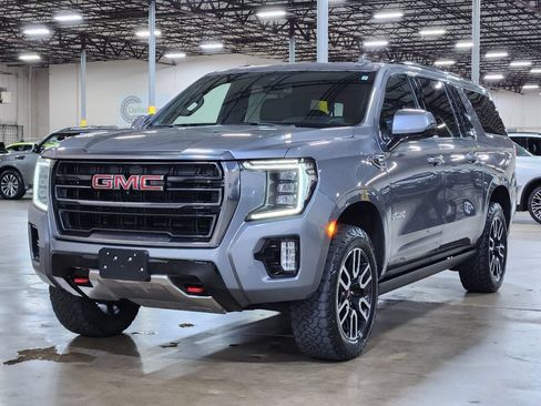 Used 2021 GMC Yukon XL AT4 w/ AT4 Premium Plus Package AWD/4WD image 4