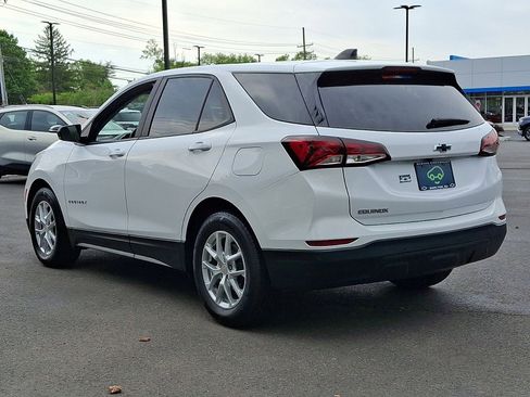Certified 2023 Chevrolet Equinox LS w/ LS Convenience Package FWD image 21
