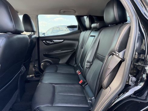 Used 2022 Nissan Rogue Sport SL AWD/4WD image 18