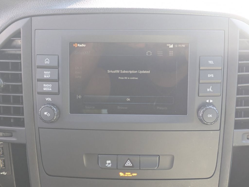 Used 2023 Mercedes-Benz Metris Passenger image 7
