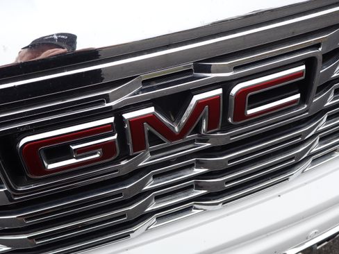 Used 2022 GMC Sierra 1500 Denali image 35