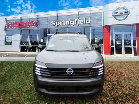 New 2026 Nissan Kicks SR w/ Cold Weather Package image 2