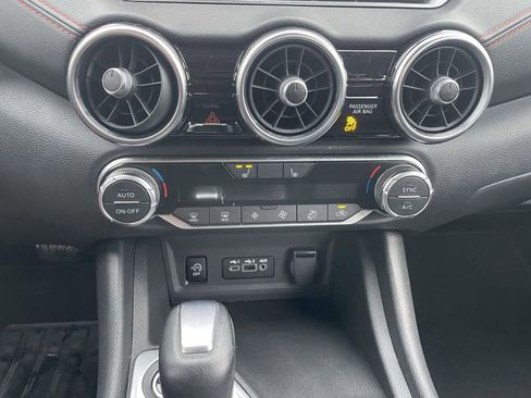 Used 2025 Nissan Sentra SR image 41
