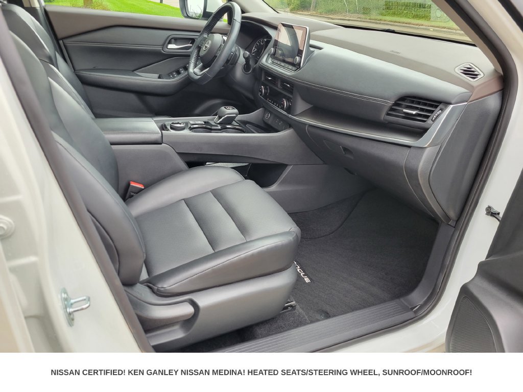 Certified 2023 Nissan Rogue SV w/ SV Premium B Package AWD/4WD image 55