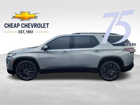 Used 2023 Chevrolet Traverse RS AWD/4WD image 3