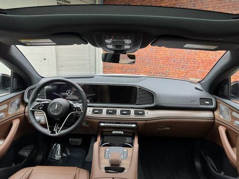 New 2026 Mercedes-Benz GLE 450 4MATIC Coupe image 12