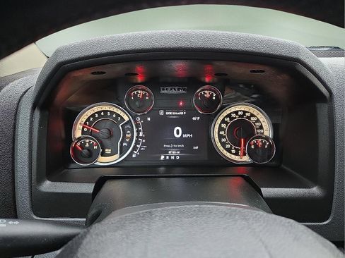 Used 2018 RAM 1500 Big Horn image 23