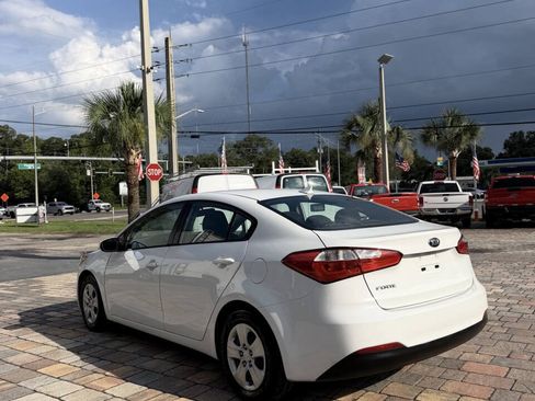 Used 2016 Kia Forte LX FWD image 10