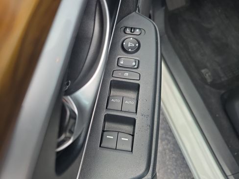 Used 2018 Honda CR-V EX image 14