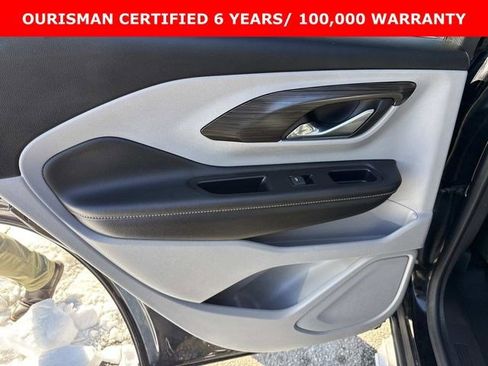 Certified 2024 GMC Terrain SLT image 18