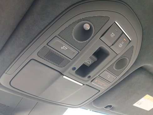 Used 2023 Genesis G70 3.3T w/ Sport Prestige Package image 22