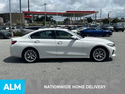 Used 2025 BMW 330i Sedan RWD image 4