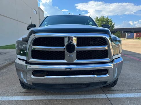 Used 2018 RAM 3500 Tradesman w/ Chrome Appearance Group AWD/4WD image 6