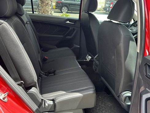 Used 2023 Volkswagen Tiguan SE FWD image 14