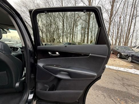 Used 2016 Kia Sorento EX w/ EX Premium Package image 24