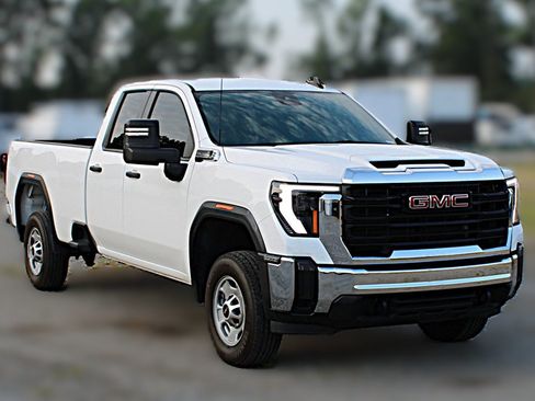 Used 2025 GMC Sierra 2500 Pro w/ Convenience Package RWD image 3