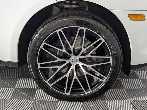 New 2026 Porsche Macan image 14