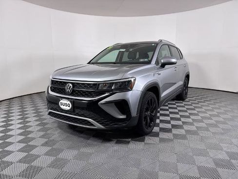 Used 2023 Volkswagen Taos SE image 17